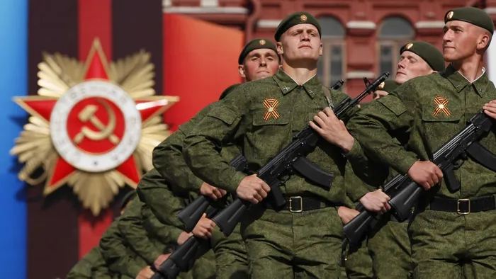 russian-economist-the-kremlins-military-_90133800
